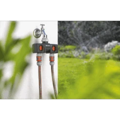 Voorkant -Tuinbenodigdheden 2 weg waterverdeler gardena 2 10