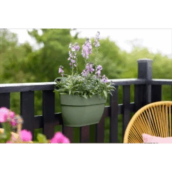 Elho Balkonbak Vibia Campana Easy Hanger Medium - Pistache Groen -Tuinbenodigdheden balkonbak vibia campana easy hanger medium pistache groen balkonbak pistache groen 5 1