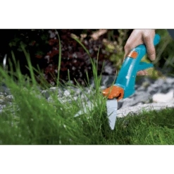 Classic Grasschaar, Draaibaar - Gardena 8 Classic Grasschaar, Draaibaar - Gardena -Tuinbenodigdheden classic grasschaar draaibaar gardena 3 4