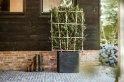 Capi Plantenbak Vierkant Nature Rib NL - L50 X B50 X H50cm - Zwart -Tuinbenodigdheden pot vierkant rib nl 50x50x50 zwart plantenbak 7 8